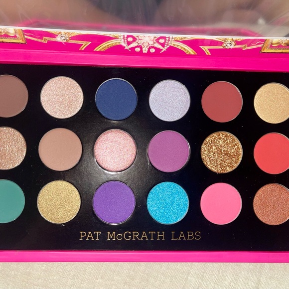 NEW IN BOX PAT MCGRATH LABS Mthrshp Mega: Celestial Nirvana Eyeshadow Palette - Picture 4 of 7